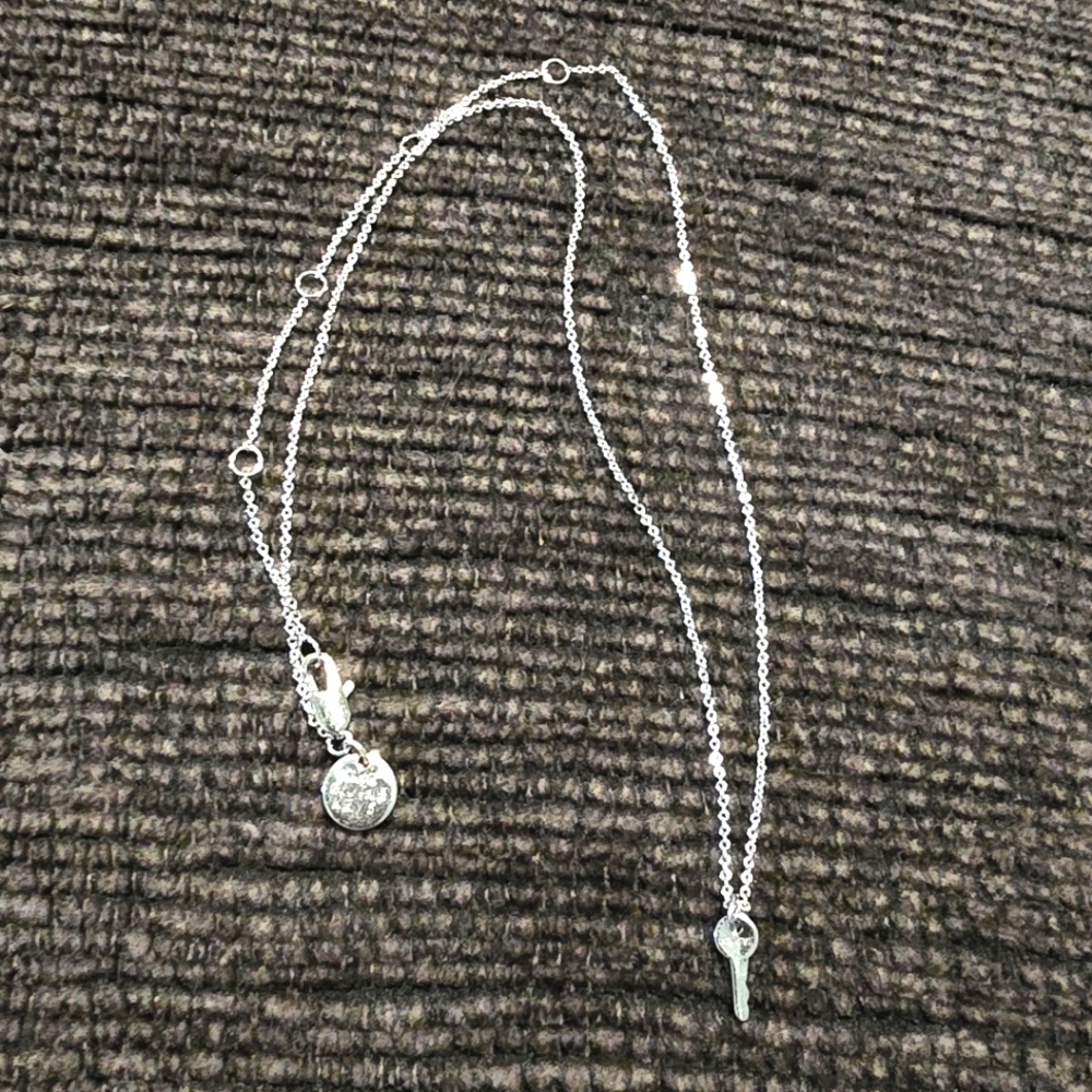 The Giving Keys | Mini Necklace "Believe"